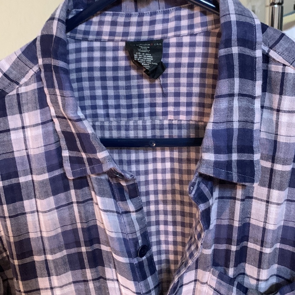 Light weight button down - Picture 5 of 5
